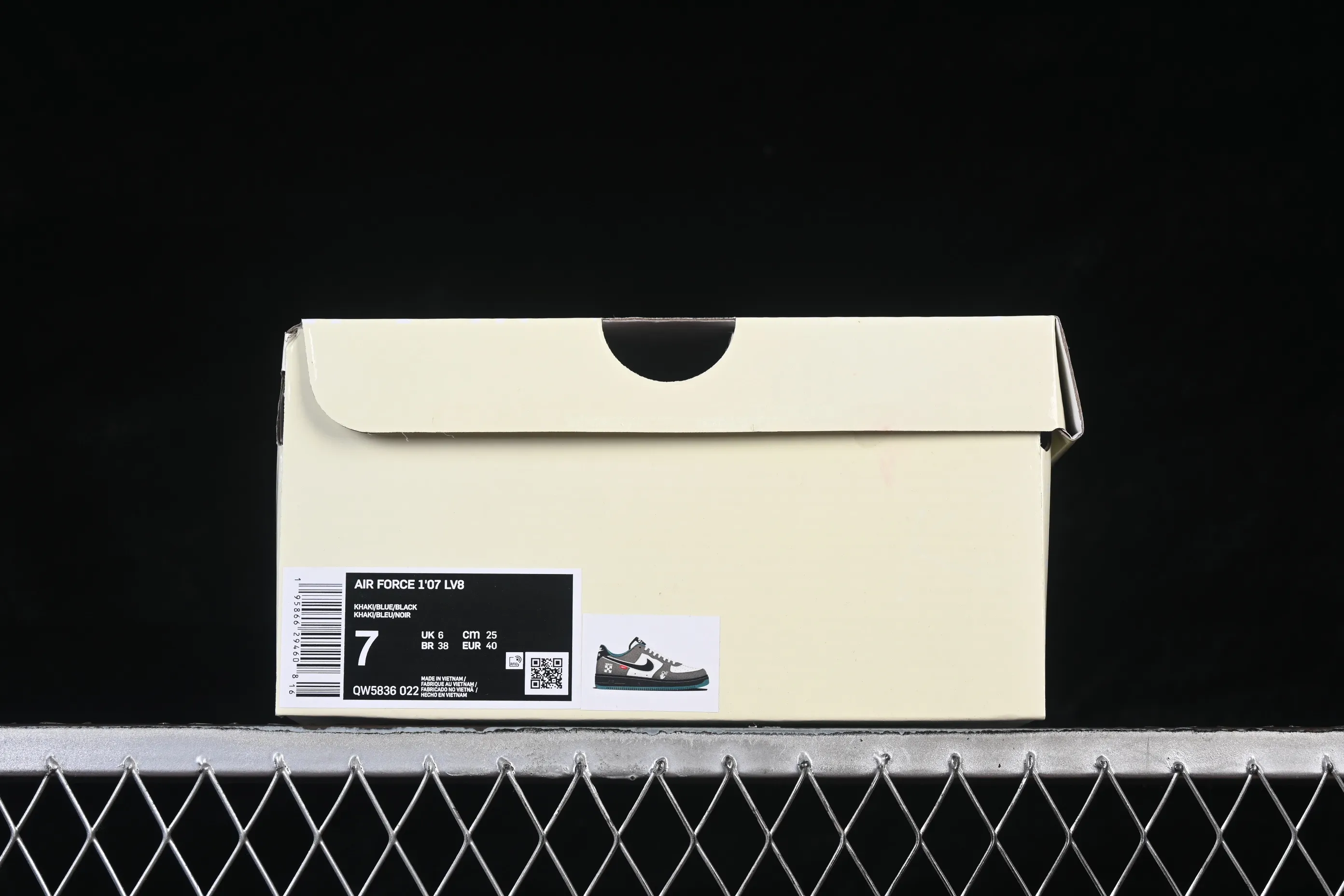 All categories Nk Air Force 1 Air Force series Nk Air Force 1 Low Air Force low-top Nike Air Force 1'07 Low joint black, green and blue Air Force low-top casual sneakers QW5836-022
